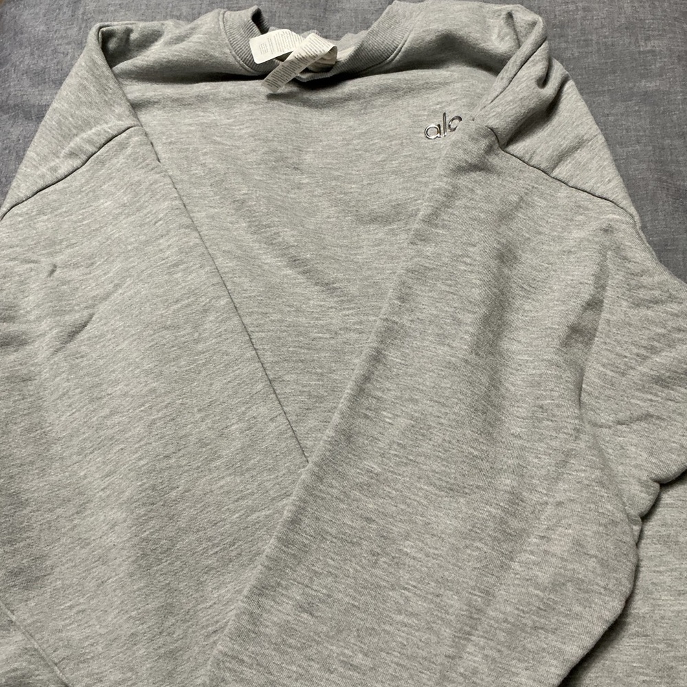 ALO Yoga Gray Sweatshirt